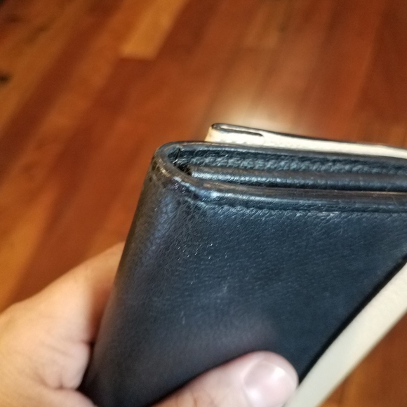 SOLD@! Louis Vuitton Portefeiulle Lock Me 2 Wallet - Picture 12 of 12